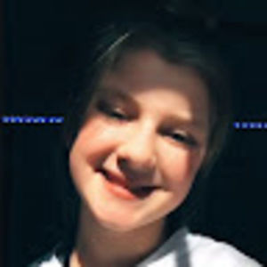 Meet your Posher, Flora